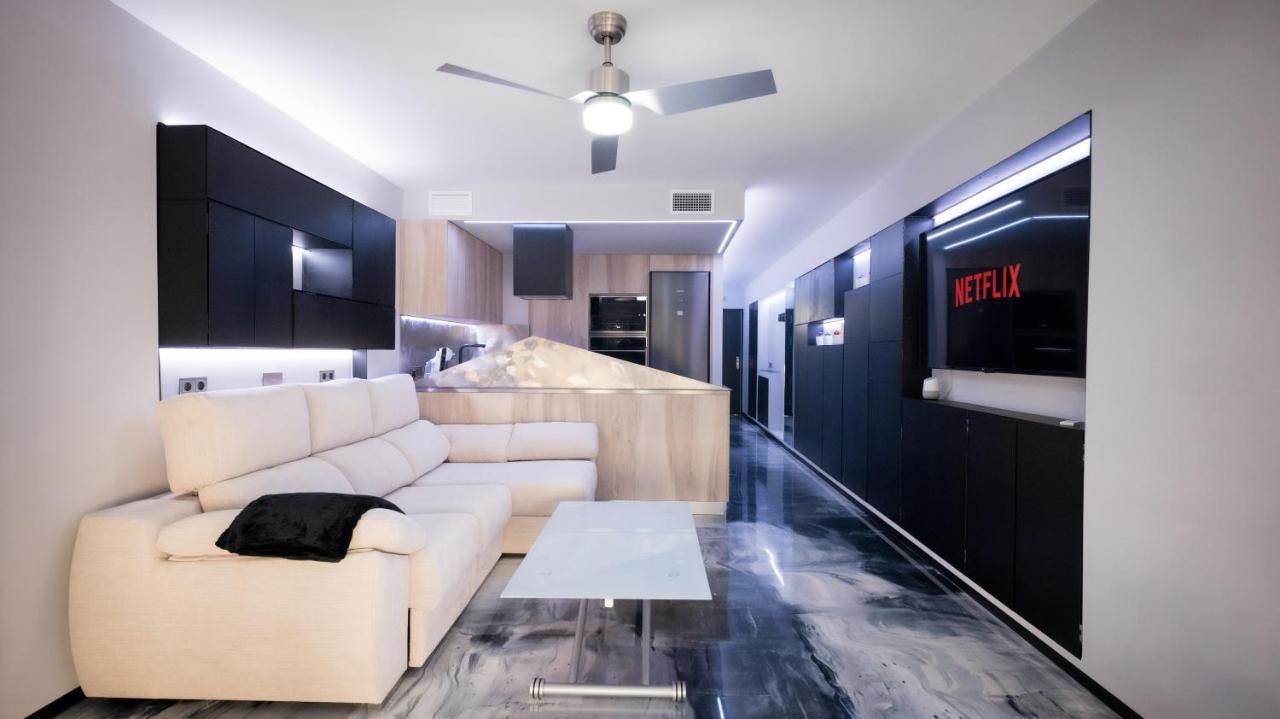 דירות מארבלה La Farola - Luxury Domotic Flat In Puerto Deportivo מראה חיצוני תמונה