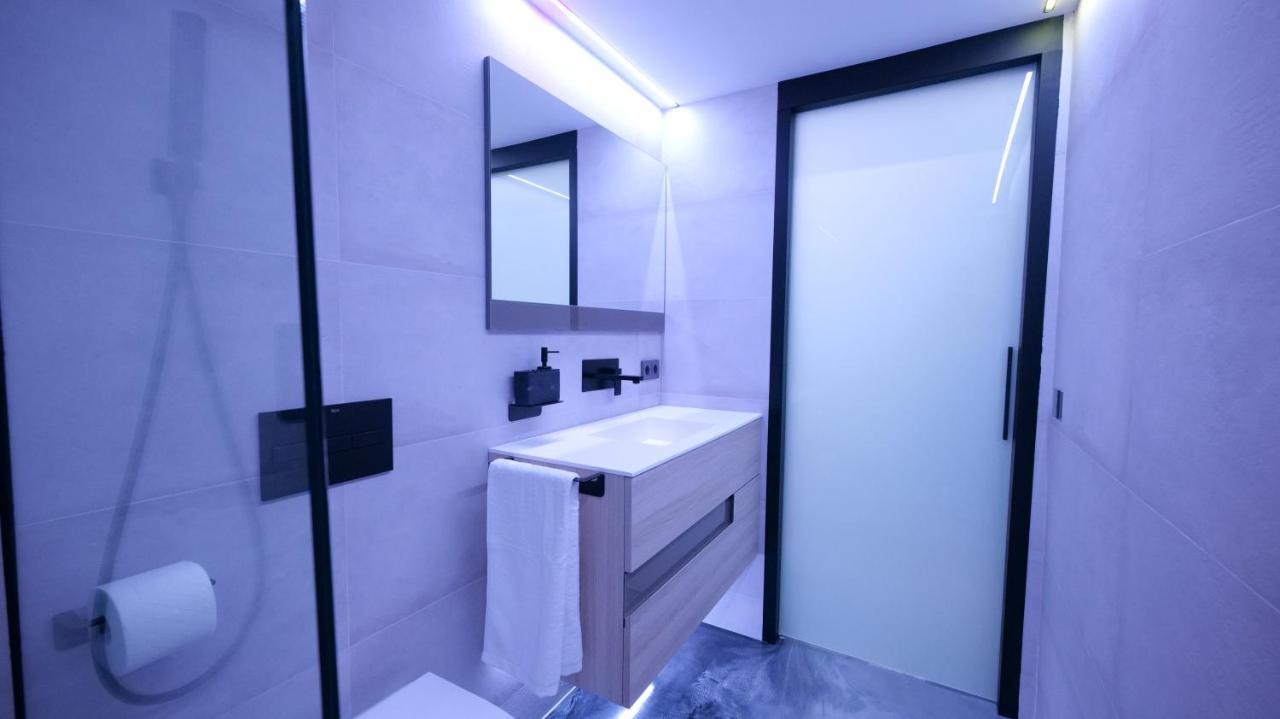 דירות מארבלה La Farola - Luxury Domotic Flat In Puerto Deportivo מראה חיצוני תמונה