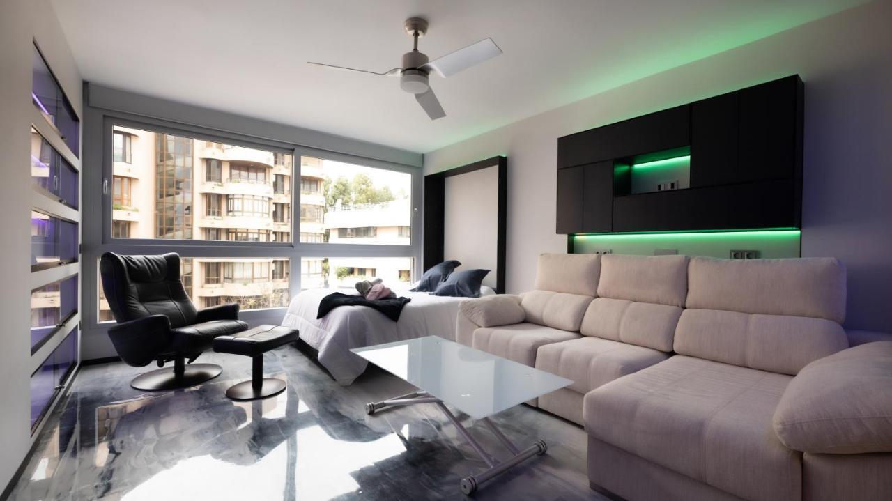דירות מארבלה La Farola - Luxury Domotic Flat In Puerto Deportivo מראה חיצוני תמונה