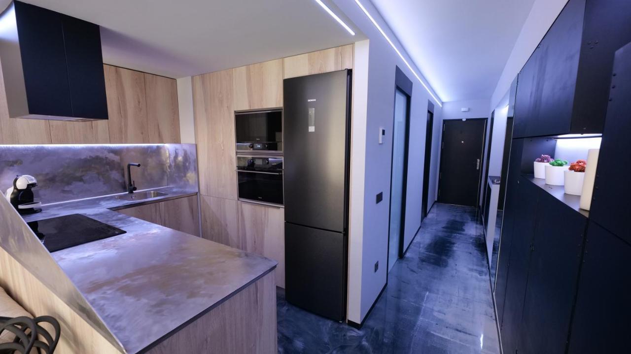 דירות מארבלה La Farola - Luxury Domotic Flat In Puerto Deportivo מראה חיצוני תמונה