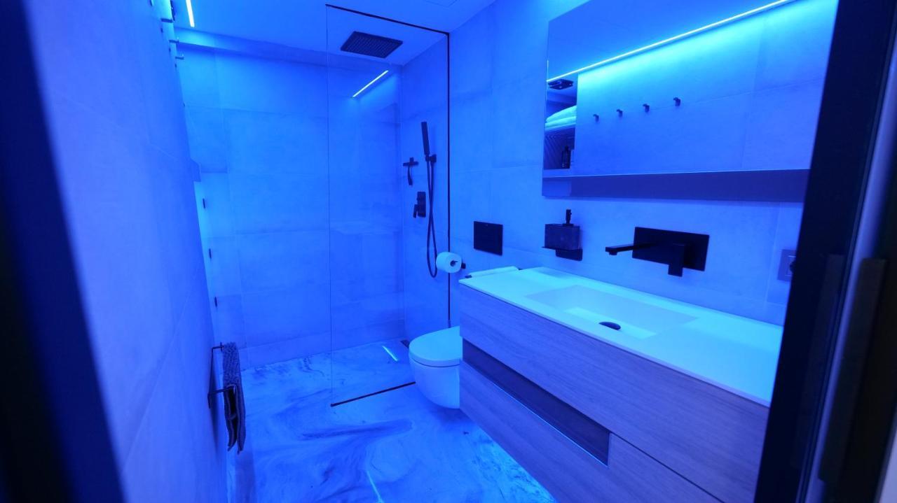 דירות מארבלה La Farola - Luxury Domotic Flat In Puerto Deportivo מראה חיצוני תמונה
