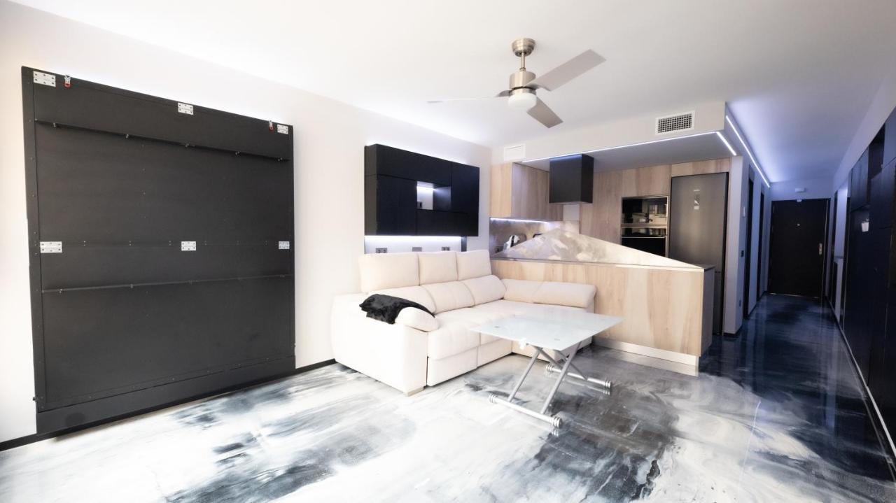 דירות מארבלה La Farola - Luxury Domotic Flat In Puerto Deportivo מראה חיצוני תמונה